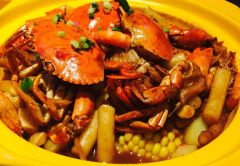  多家食品店铺出现问题，食品安全若何保险？